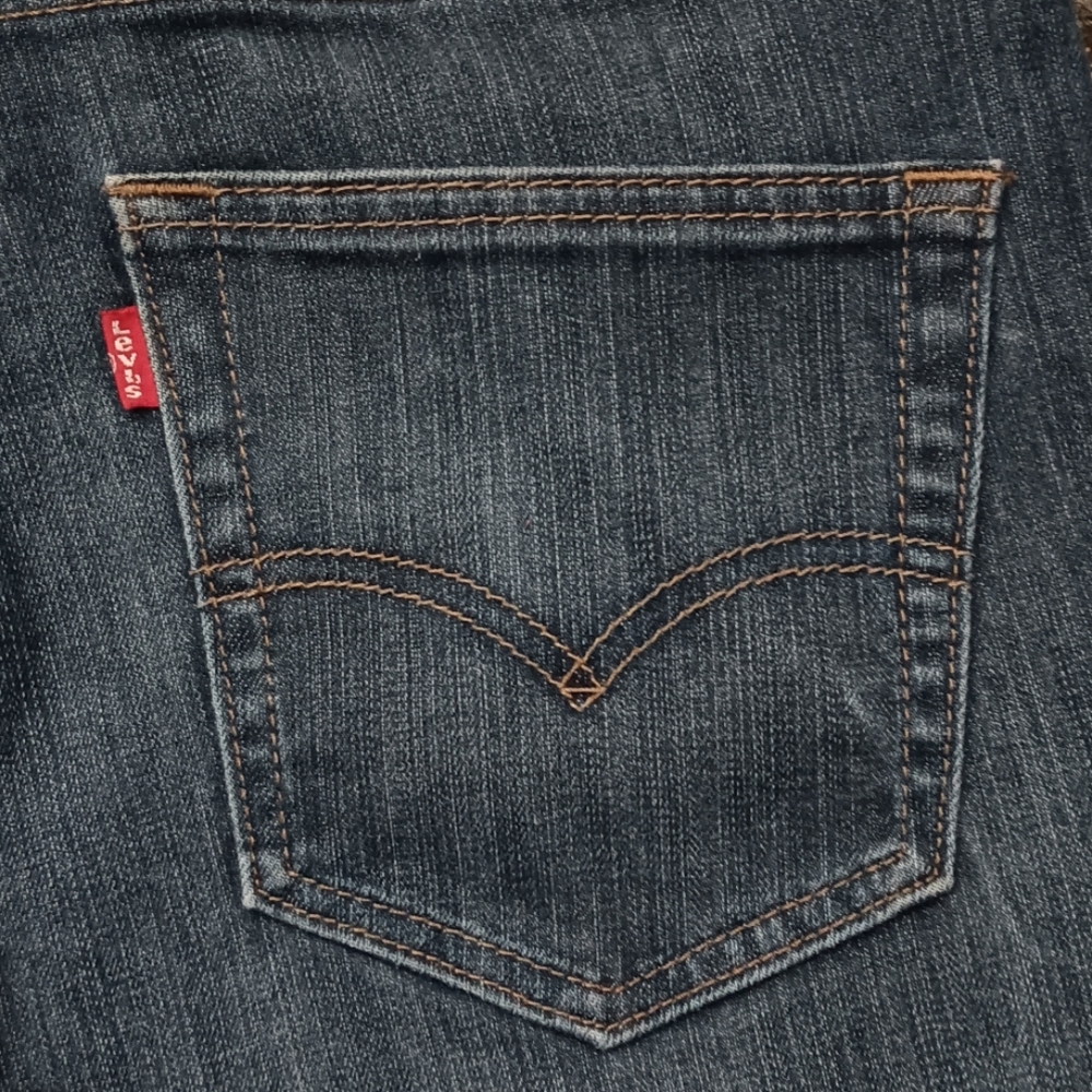 Levi's 511 Jeans Classic Style Contrast Stitching